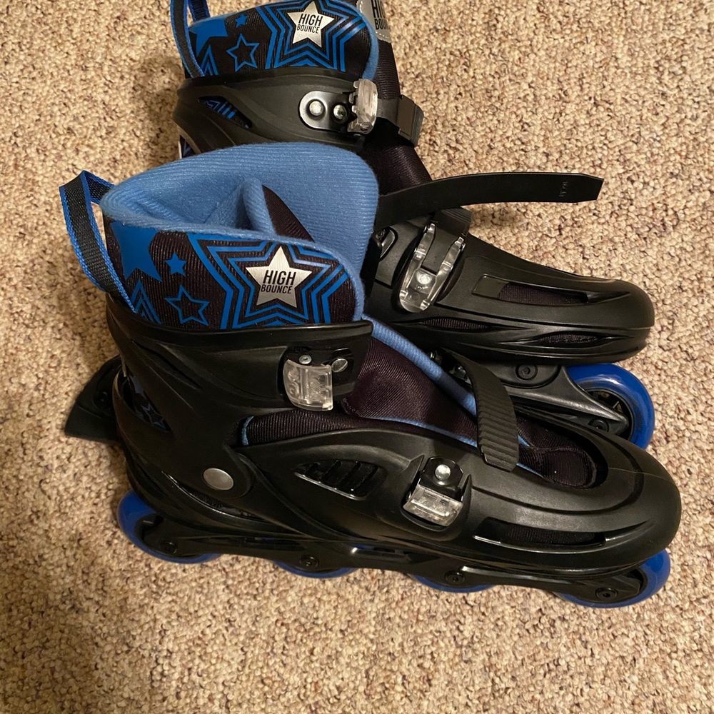 High Bounce adjustable inline adult skates.